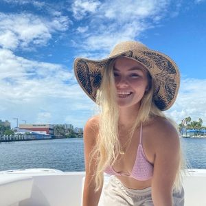 Meet your Posher, Karley